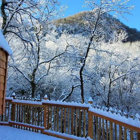 Les 7 Montagnes Кемпінг *