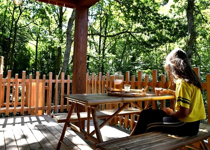 Les 7 Montagnes Кемпінг